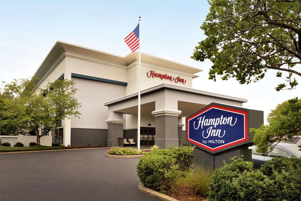 Hampton Inn Старквилл Экстерьер фото